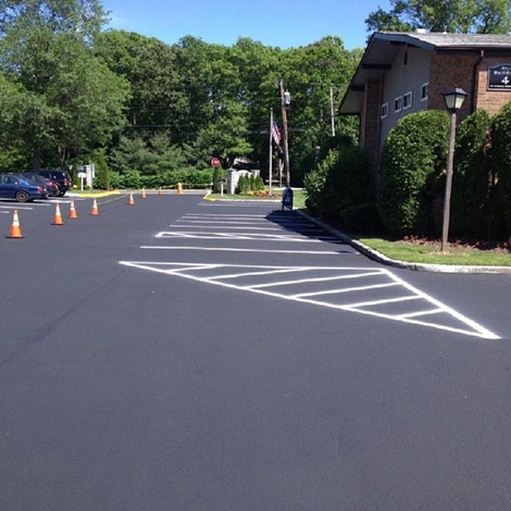 Asphalt Sealcoating 1 Asphalt Sealcoating